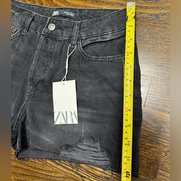 Zara Denim Shorts, Black, Size: US 4 (EUR 36) - Picture 5 of 7